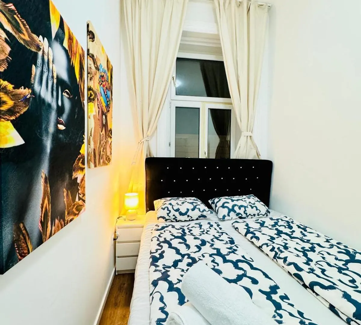 Affordable 5 Bedroom Apartment, Near Atzgersdorf Park Viena