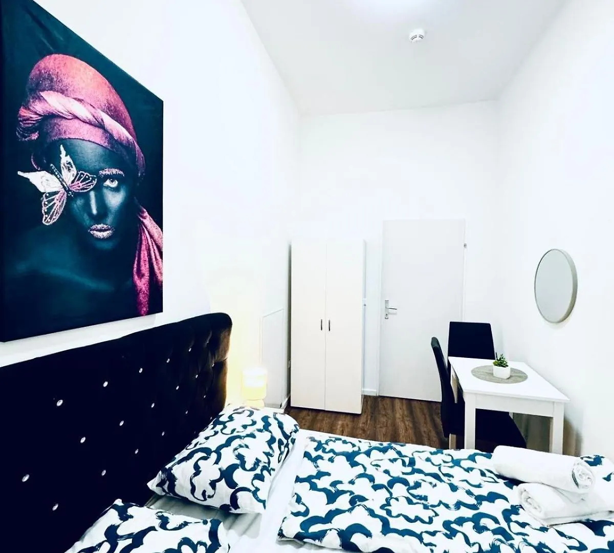 Apartamento Affordable 5 Bedroom Apartment, Near Atzgersdorf Park Viena