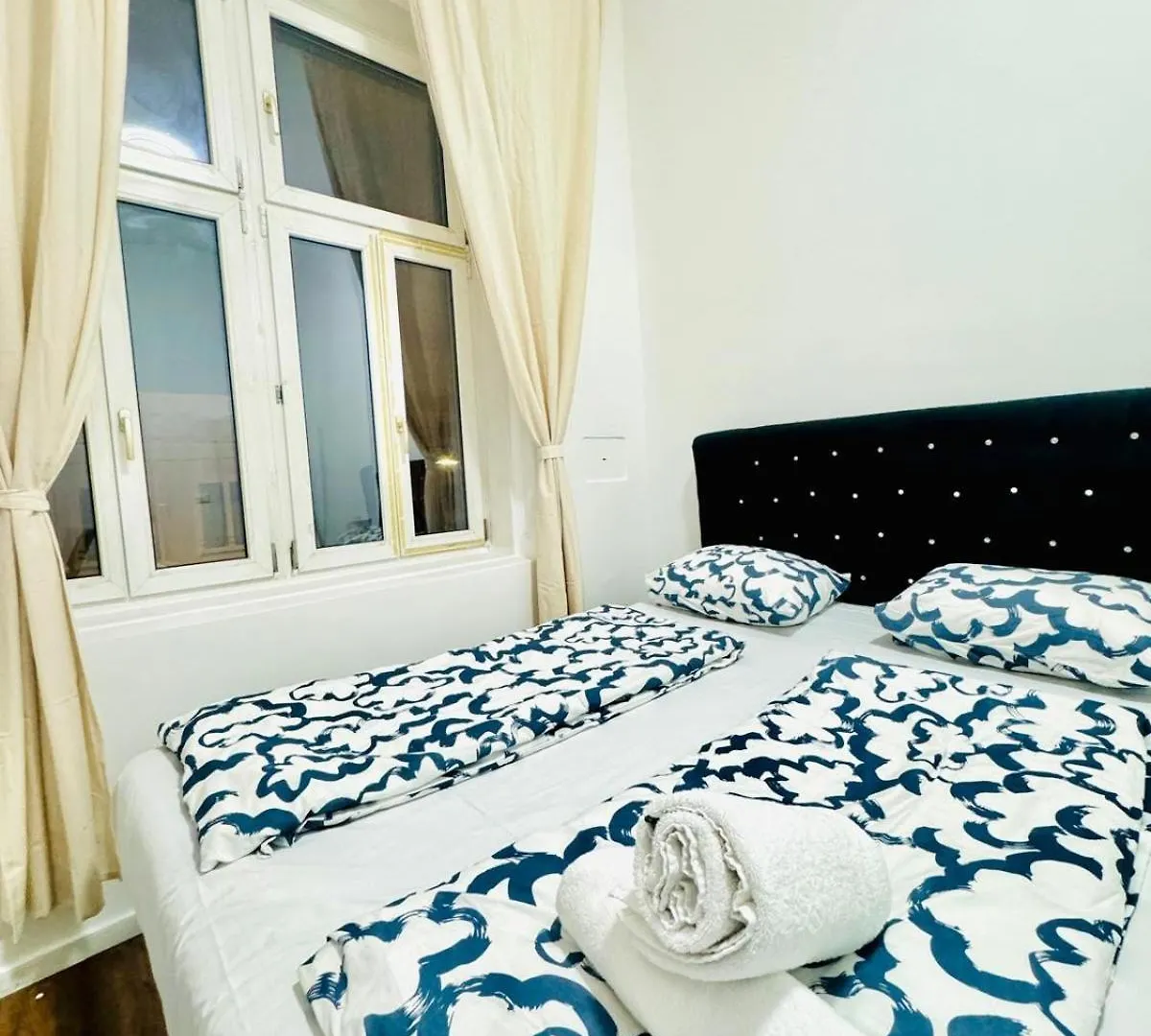 Lägenhet Affordable 5 Bedroom Apartment, Near Atzgersdorf Park Wien