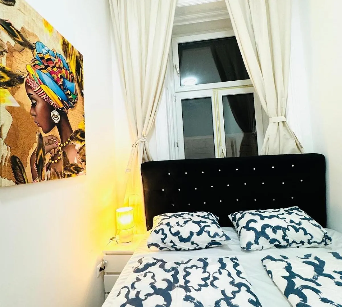 Affordable 5 Bedroom Apartment, Near Atzgersdorf Park Wien Lägenhet