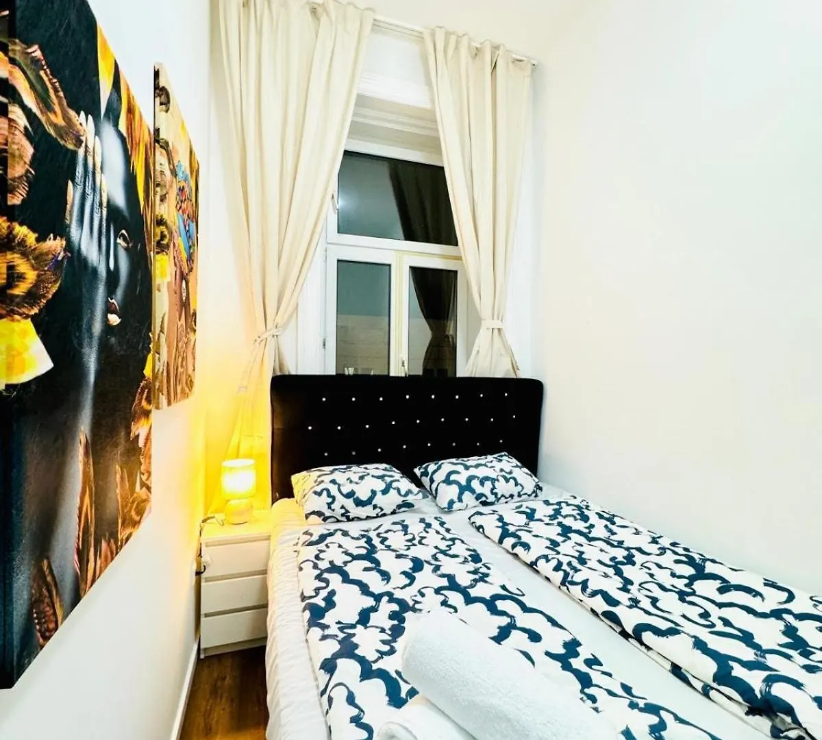 Lägenhet Affordable 5 Bedroom Apartment, Near Atzgersdorf Park Wien Österrike
