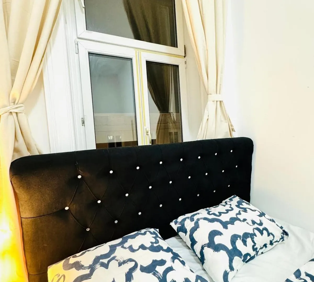 Lägenhet Affordable 5 Bedroom Apartment, Near Atzgersdorf Park Wien