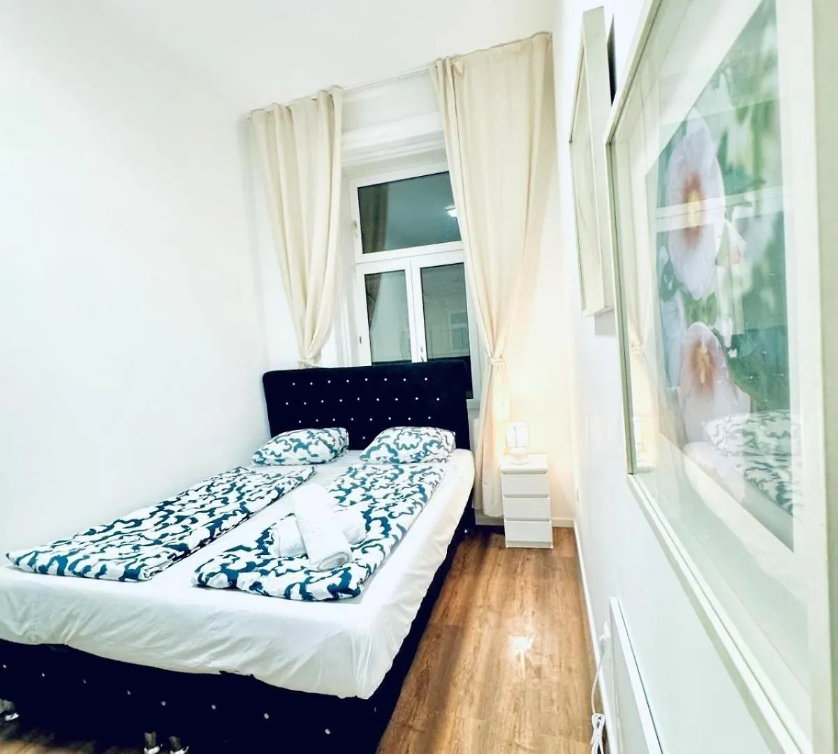 Affordable 5 Bedroom Apartment, Near Atzgersdorf Park Wien