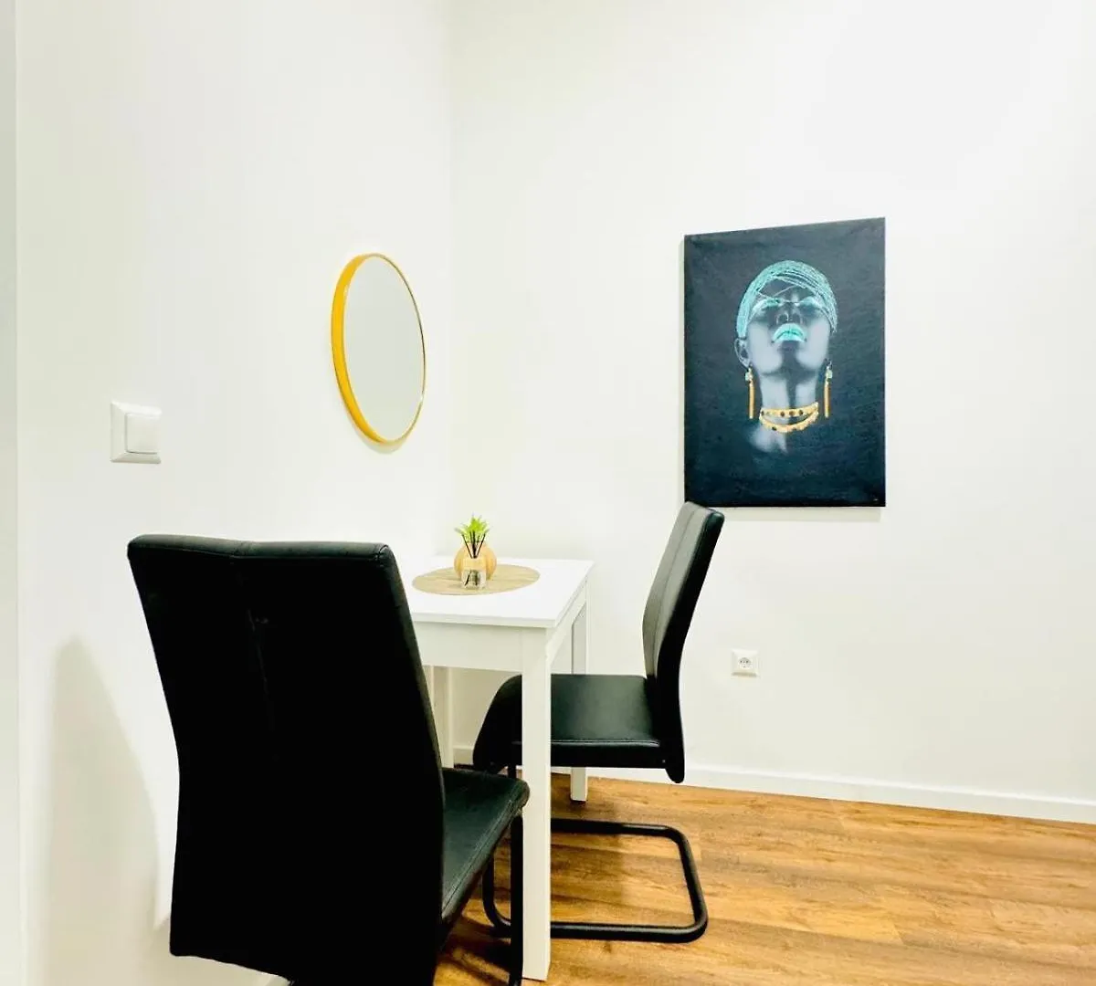 Affordable 5 Bedroom Apartment, Near Atzgersdorf Park Wien Österrike