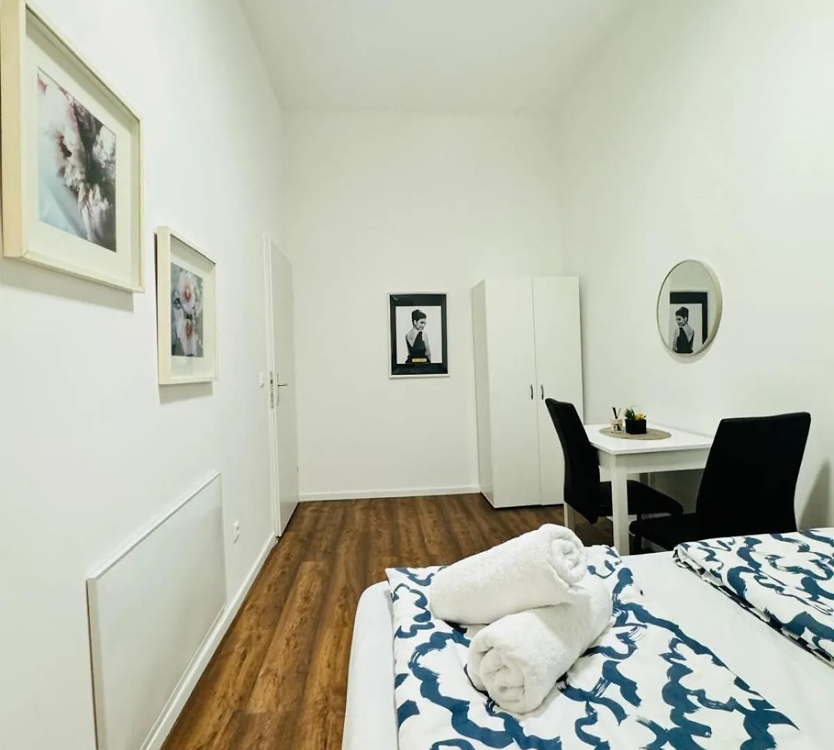 Affordable 5 Bedroom Apartment, Near Atzgersdorf Park Wien Lägenhet
