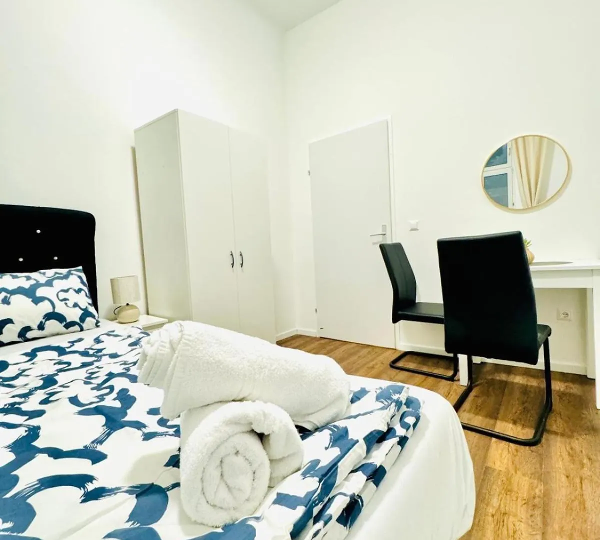 Affordable 5 Bedroom Apartment, Near Atzgersdorf Park Wien